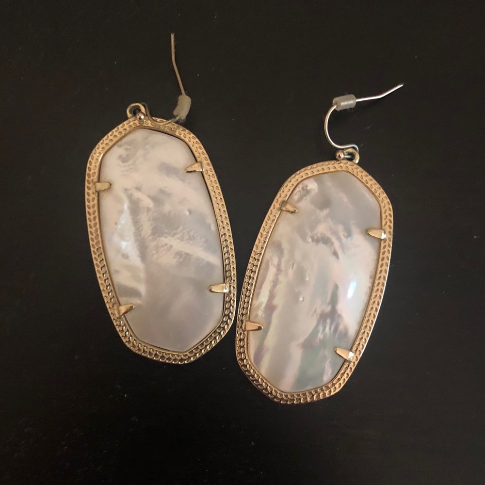 Kendra Scott Oval Earrings